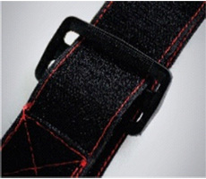 Precinto de Abrojo 40 mm x 2.30 metros ( Bolsa x 6 unidades).Ideal para: Bultos en cajas de camionetas, camiones, portaequipajes de vehículos, pallets, etc.