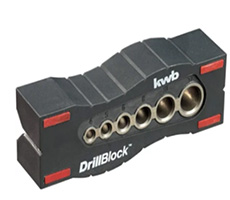 Plantilla Para Taladrar ángulos o cantos. diámetros de 4, 5, 6, 8, 10 y 12 mm. Garantiza perforaciones en ángulo recto y previene el desvío de la mecha. Una ranura en V de 90° amplía el rango de aplicación para perforación en un ángulo de 45 grados en bordes.