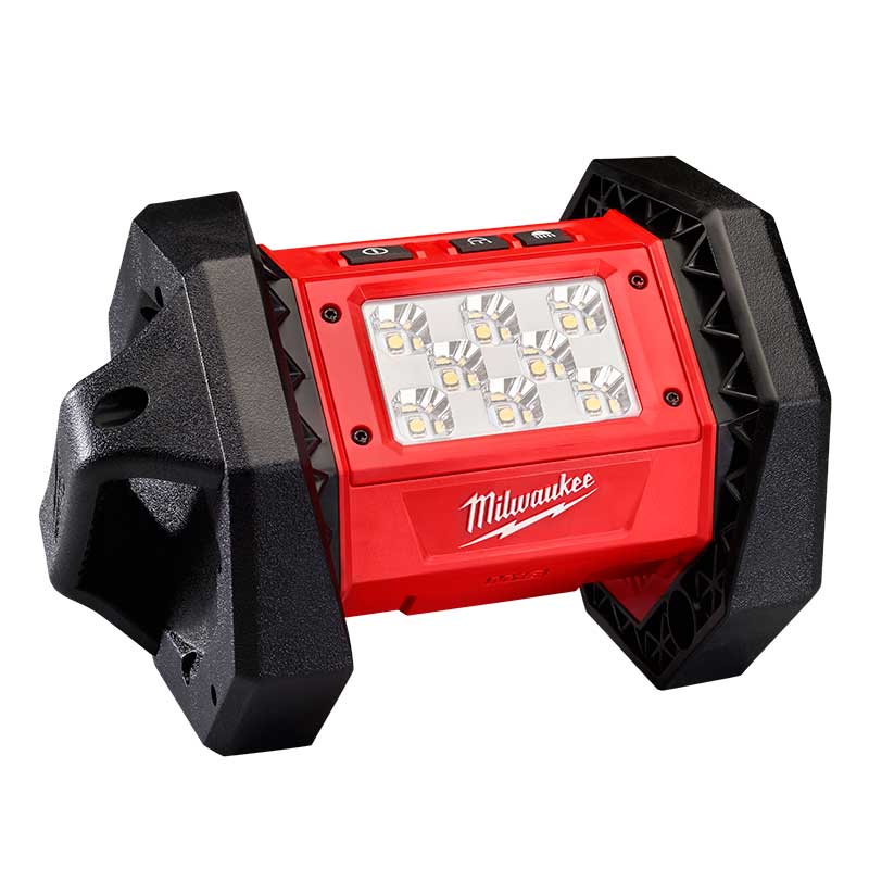 REFLECTOR LED M18 1500 LUMENES
