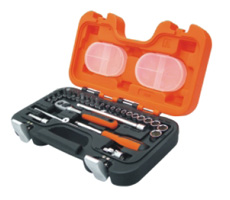 Juego de bocallaves y accesorios 1/4"- Caja plástica- 29 pz